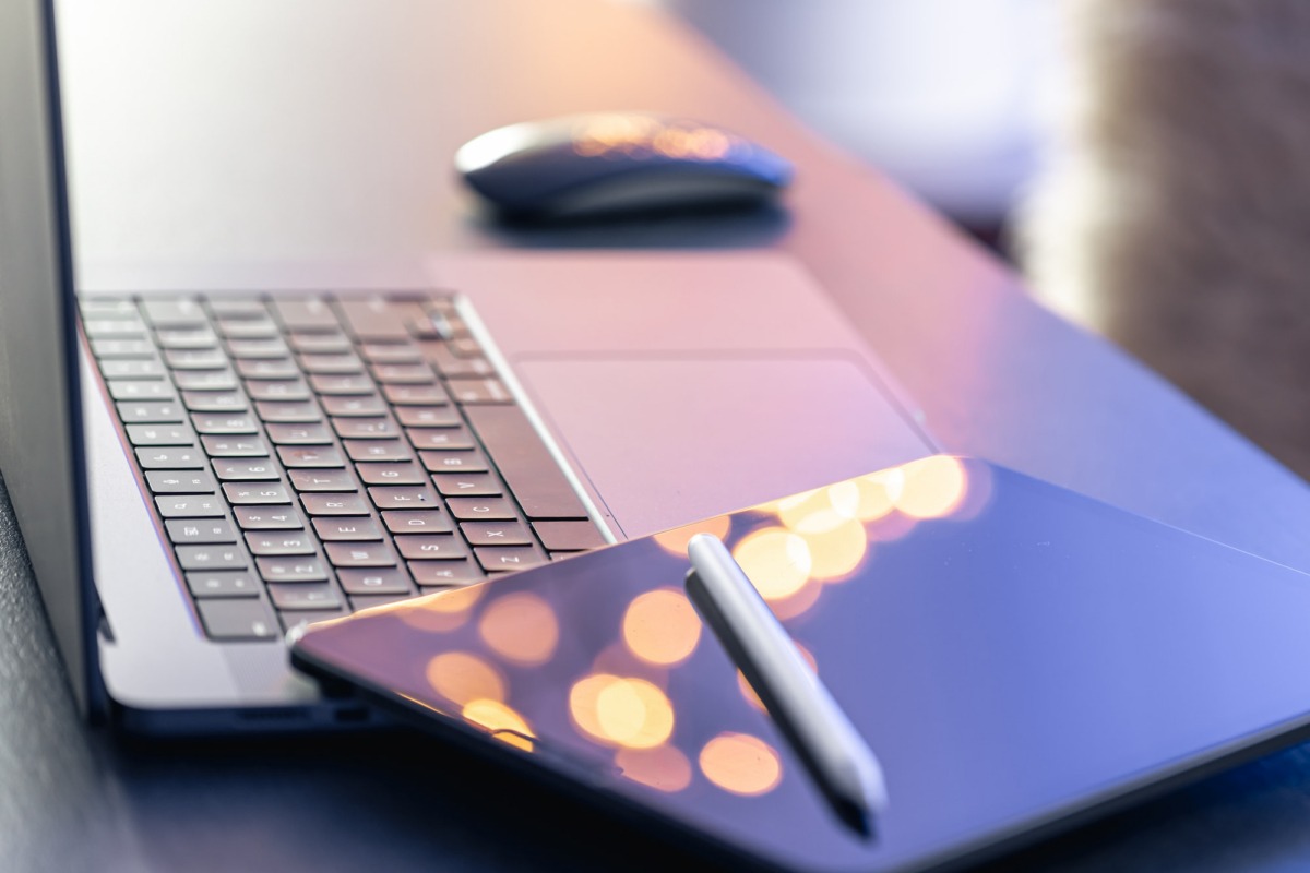 select a provider that supports your company in a practical, efficient, and sustainable way.