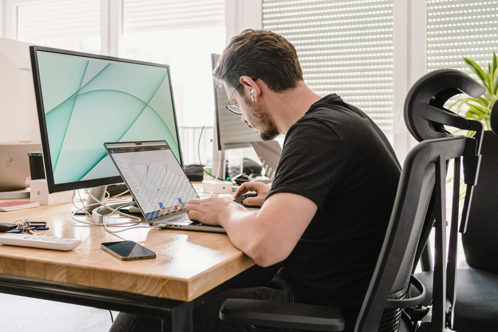 Can you open company in Estonia without e residency?